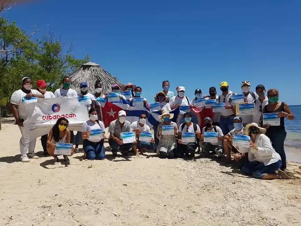 Proyectos Colaborativos De Bajo Costo